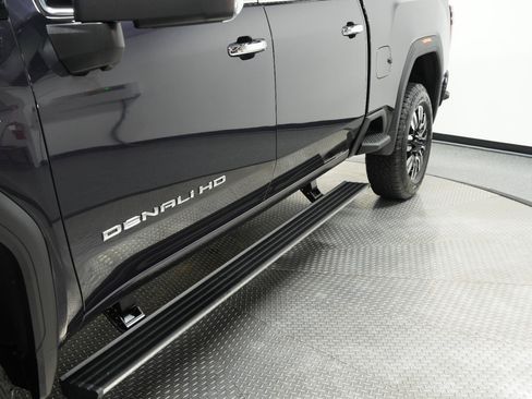 New 2026 GMC Sierra 2500 Denali Ultimate AWD/4WD image 4
