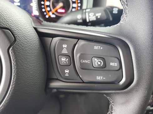 New 2025 Jeep Gladiator Rubicon image 22