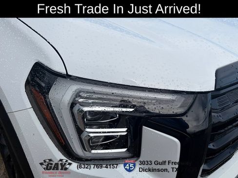 Certified 2025 GMC Terrain Elevation w/ Elevation Premium Package AWD/4WD image 5