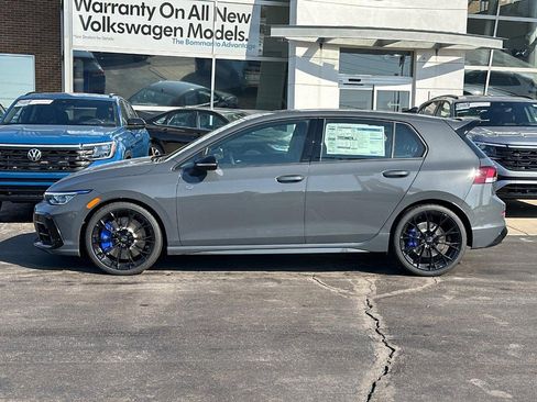 New 2026 Volkswagen Golf image 2
