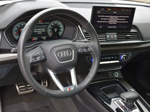 Used 2022 Audi SQ5 Premium Plus image 14