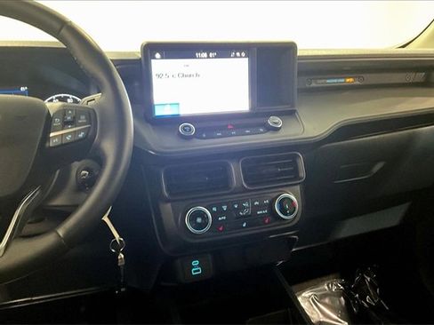 Used 2024 Ford Maverick XLT w/ XLT Luxury Package image 9