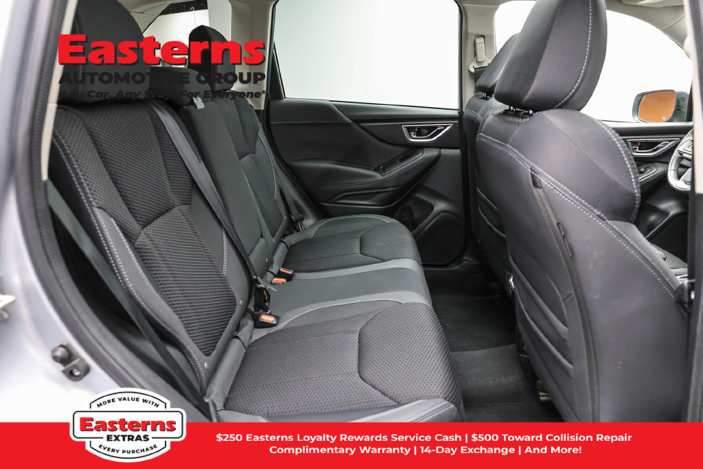 Used 2022 Subaru Forester Premium AWD/4WD image 27