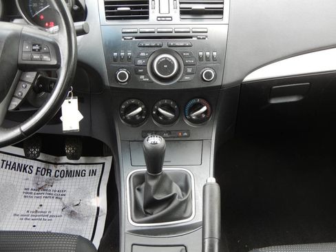 Used 2012 MAZDA MAZDA3 i Touring image 2