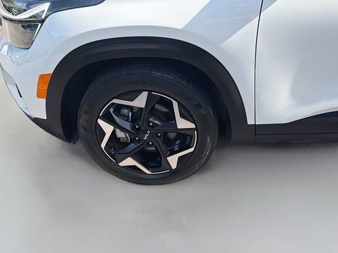 Used 2025 Kia Seltos S FWD image 29