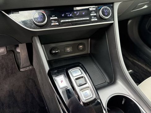 Used 2023 Hyundai Sonata SEL image 10
