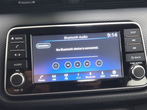 Used 2022 Nissan Kicks S FWD image 21