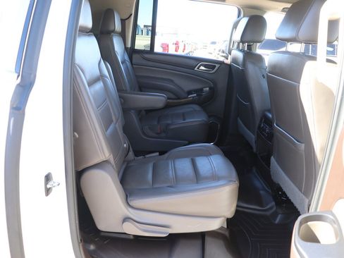 Used 2017 GMC Yukon XL Denali w/ Open Road Package image 32