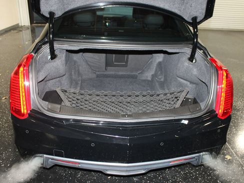 Used 2019 Cadillac CTS Luxury RWD image 4