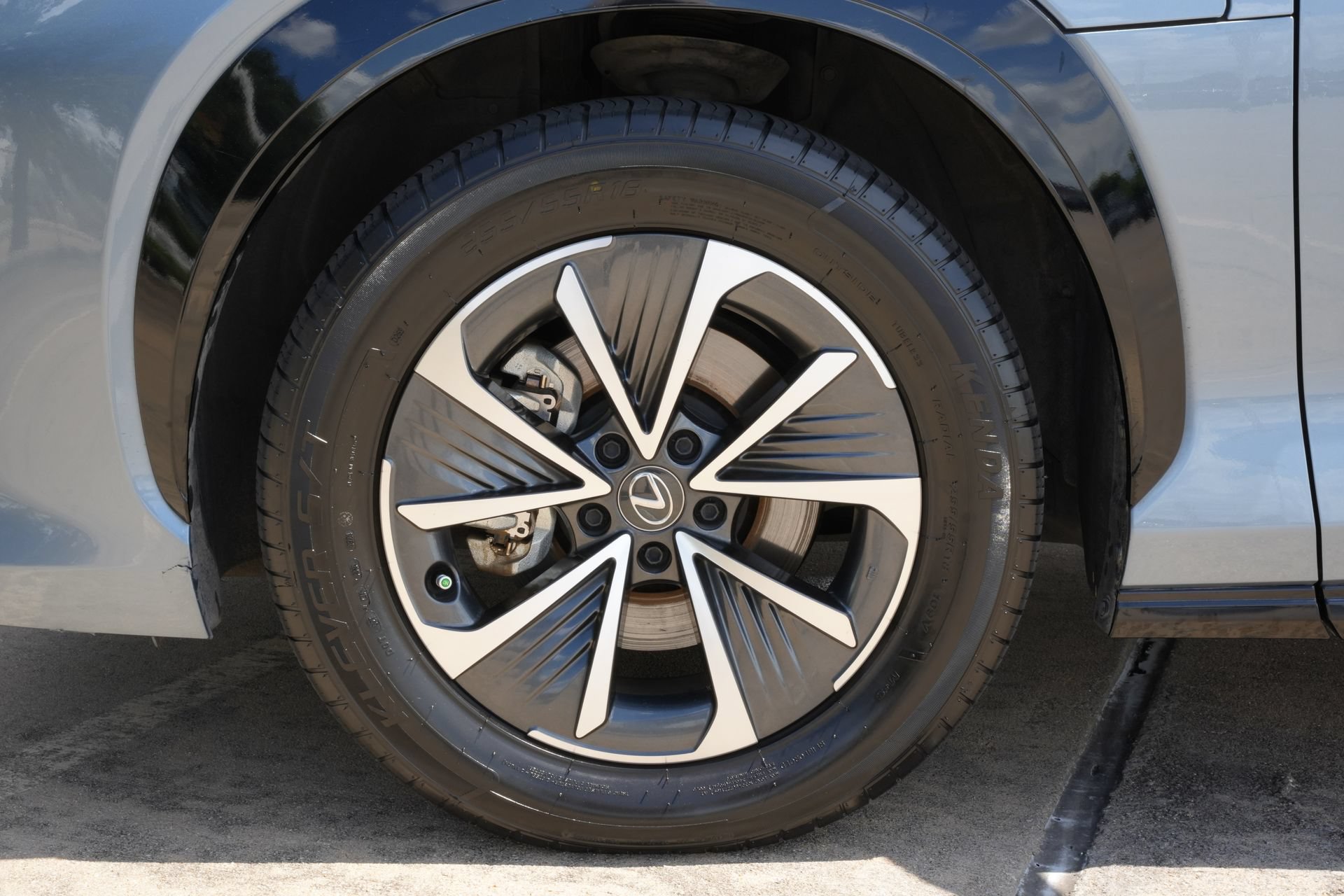 Used 2023 Lexus RZ 450e Premium w/ Accessory Package (Z1) AWD/4WD image 30