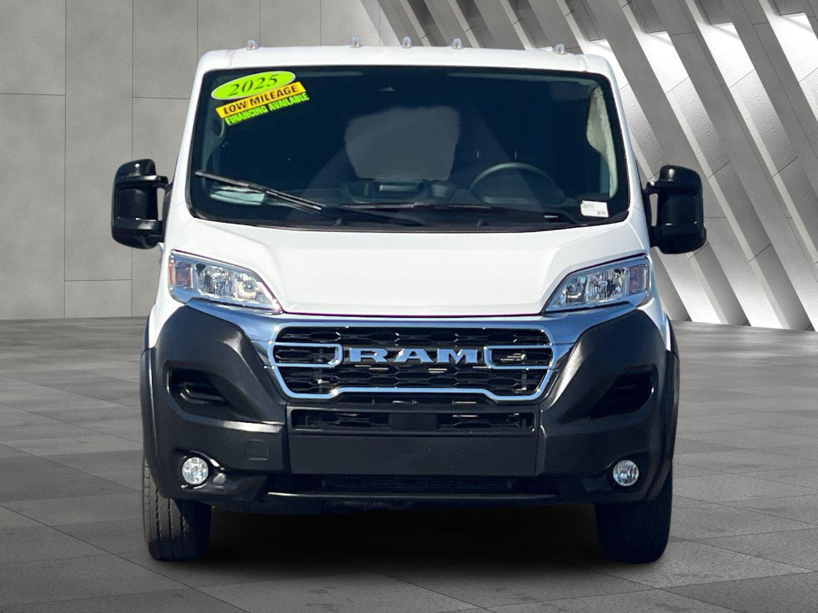 Used 2025 RAM ProMaster 2500 w/ U-Haul Equipment Group FWD image 9