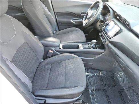 Used 2021 Nissan Kicks SV FWD image 23