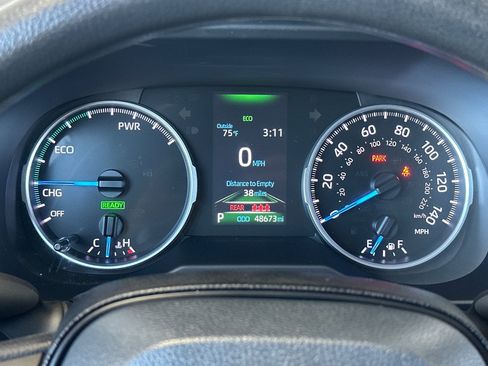 Certified 2022 Toyota RAV4 LE AWD/4WD image 22