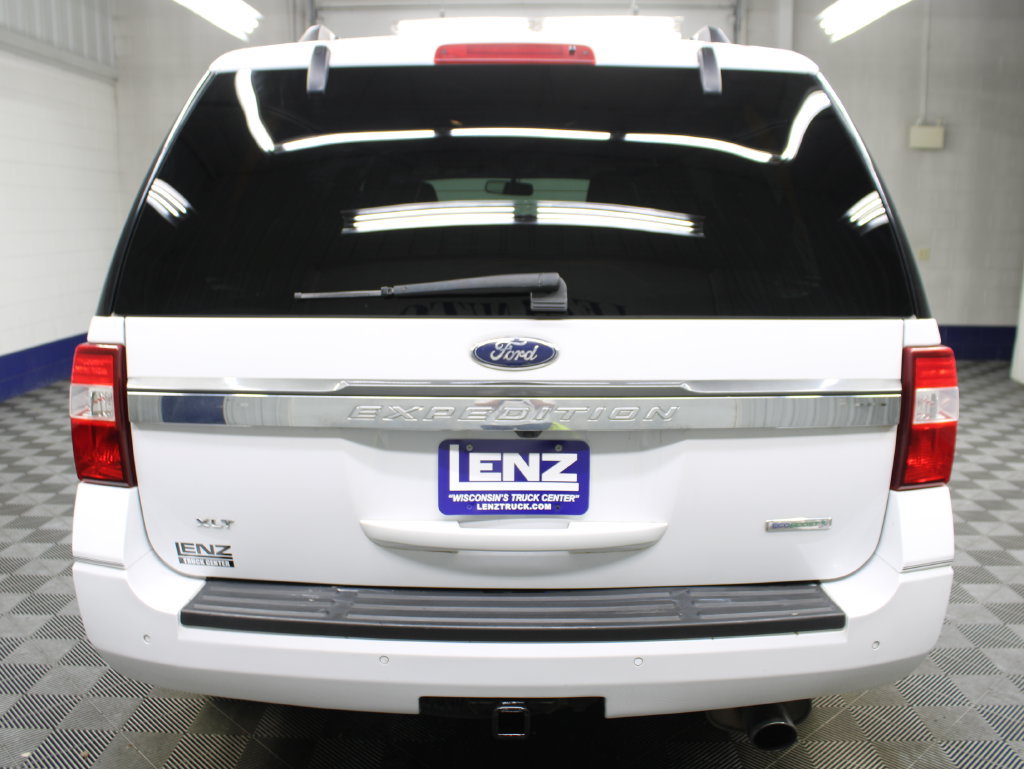 Used 2016 Ford Expedition XLT AWD/4WD image 35