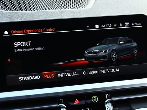 Used 2021 BMW M340i w/ Driving Assistance Package image 35