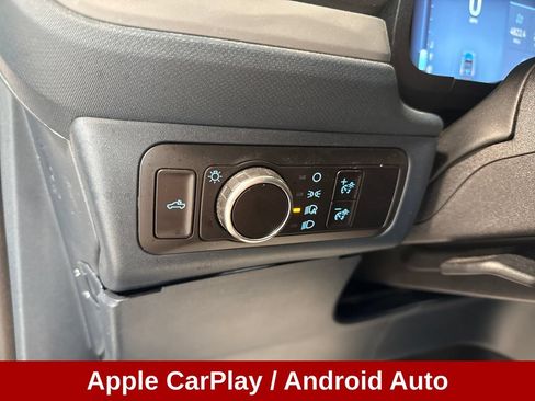 Used 2025 Ford Maverick XL w/ Equipment Group 102A AWD/4WD image 9