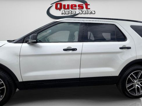 Used 2016 Ford Explorer Sport w/ Equipment Group 401A image 3
