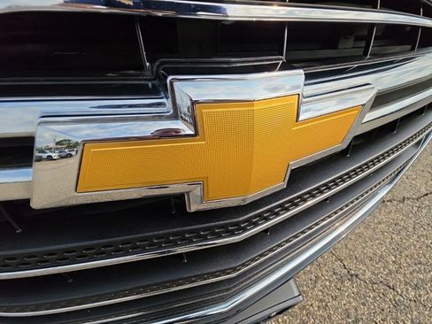 Used 2018 Chevrolet Traverse LT AWD/4WD image 36