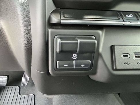 Used 2023 Chevrolet Silverado 2500 Custom w/ Custom Value Package AWD/4WD image 22