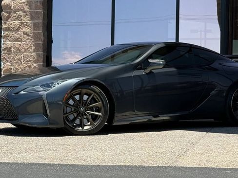 Used 2018 Lexus LC 500 Coupe w/ Touring Package RWD image 3