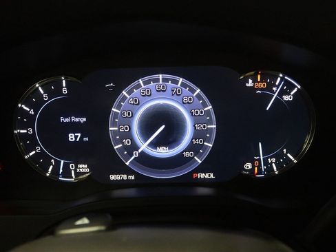 Used 2019 Cadillac Escalade Premium Luxury image 27