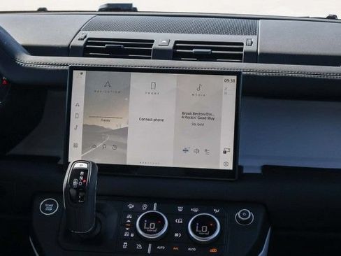 Certified 2025 Land Rover Defender 110 S AWD/4WD image 16