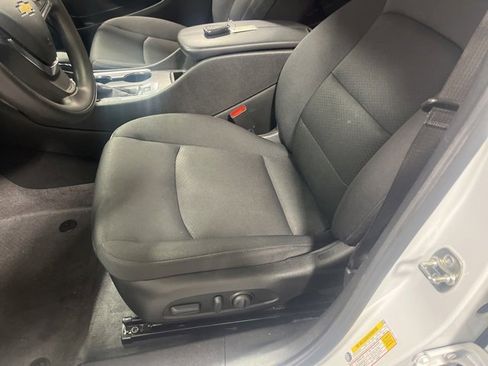 Used 2024 Chevrolet Malibu LT image 7