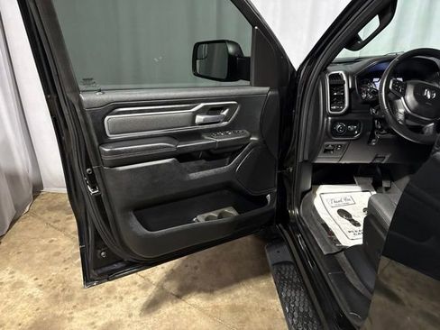 Used 2019 RAM 1500 Big Horn AWD/4WD image 2
