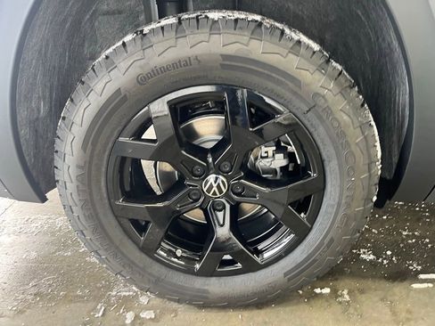 New 2026 Volkswagen Atlas Peak Edition image 30