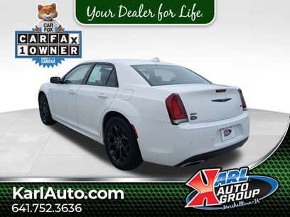 Used 2022 Chrysler 300 Touring L w/ Comfort Group