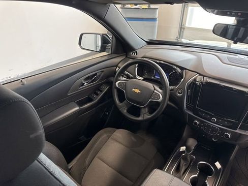 Used 2023 Chevrolet Traverse LT w/ LPO, Floor Liner Package AWD/4WD image 33