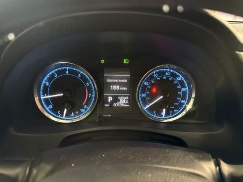 Used 2018 Toyota Corolla LE FWD image 21
