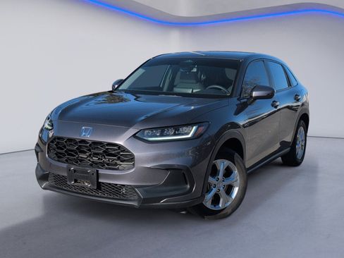 Used 2023 Honda HR-V LX image 2