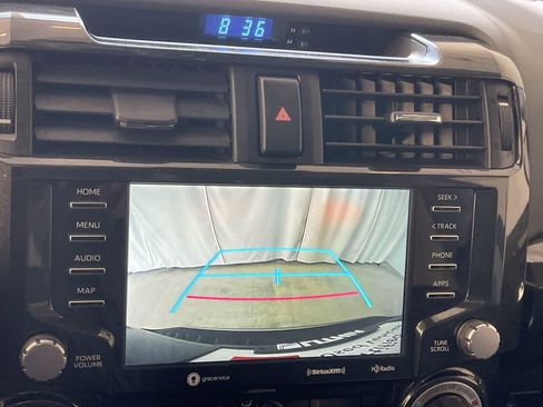 Used 2023 Toyota 4Runner TRD Off-Road Premium w/ Moonroof Package AWD/4WD image 17