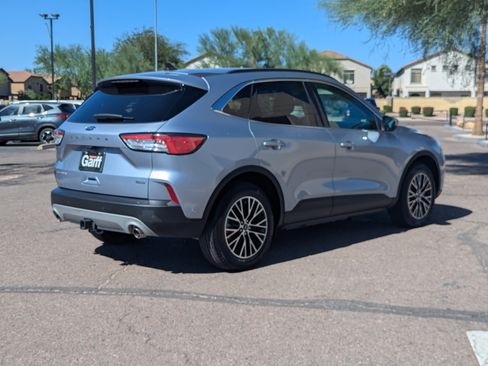 Used 2022 Ford Escape Titanium w/ Titanium Premium Package image 3