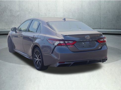 Used 2023 Toyota Camry SE w/ Cold Weather Package AWD/4WD image 12