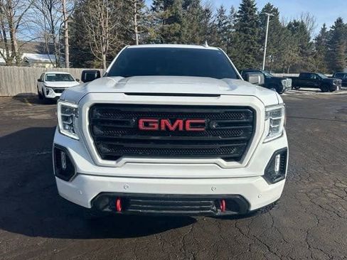 Certified 2022 GMC Sierra 1500 AT4 w/ AT4 Premium Package image 2