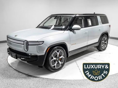 Used 2023 Rivian R1S Adventure AWD/4WD image 1