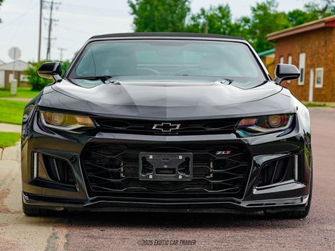 Used 2022 Chevrolet Camaro ZL1 RWD image 13