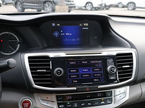 Used 2013 Honda Accord EX-L image 19
