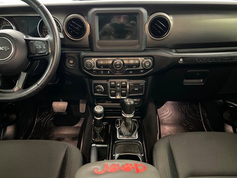 Used 2019 Jeep Wrangler Unlimited Sport S image 14