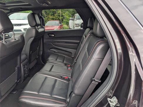 Used 2024 Dodge Durango GT AWD/4WD image 15