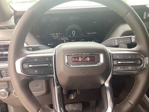 New 2026 GMC Yukon XL Elevation w/ LPO, Elevation Black Package RWD image 30