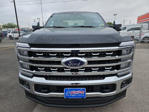 New 2026 Ford F250 Lariat w/ Chrome Package AWD/4WD image 3