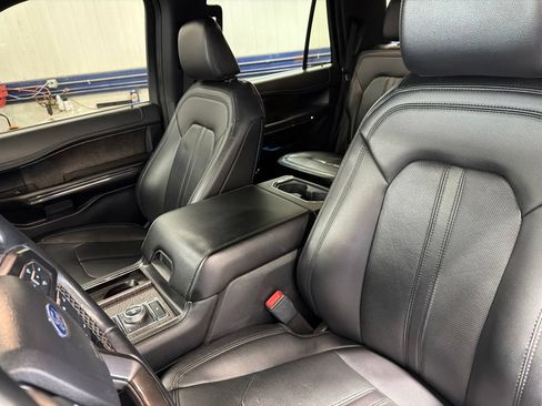 Used 2021 Ford Expedition Limited AWD/4WD image 14