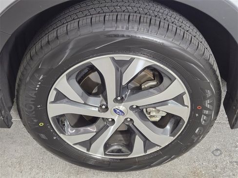 Used 2020 Subaru Outback Limited w/ Popular Package #2 image 11