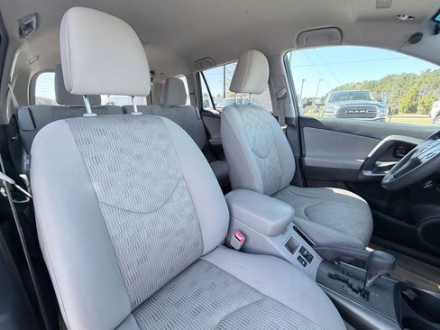 Used 2012 Toyota RAV4 Base w/ Value Pkg image 24