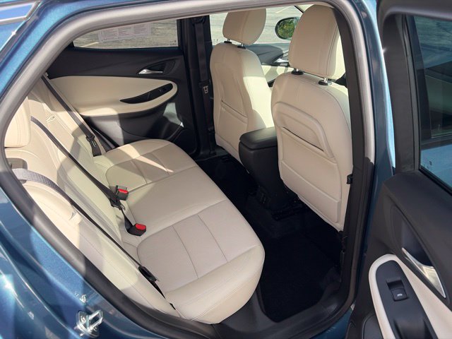 Used 2024 Buick Encore GX Avenir w/ Avenir Convenience Package FWD image 13