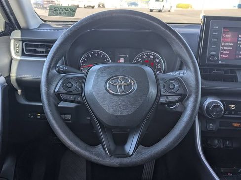Used 2022 Toyota RAV4 XLE w/ Convenience Package FWD image 23