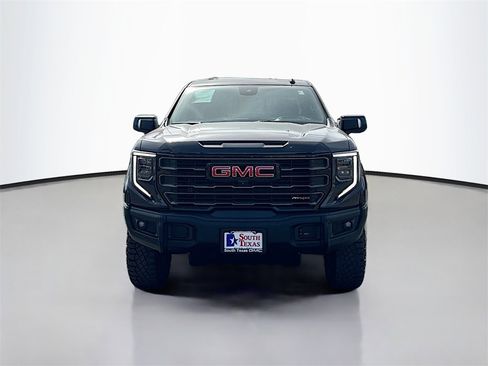 Used 2023 GMC Sierra 1500 AT4X image 2